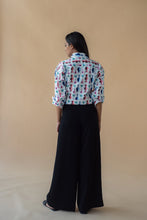 Load image into Gallery viewer, Printed Fly Jacket