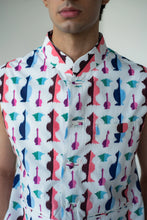 Load image into Gallery viewer, Vase Print Sleeveless Jacket